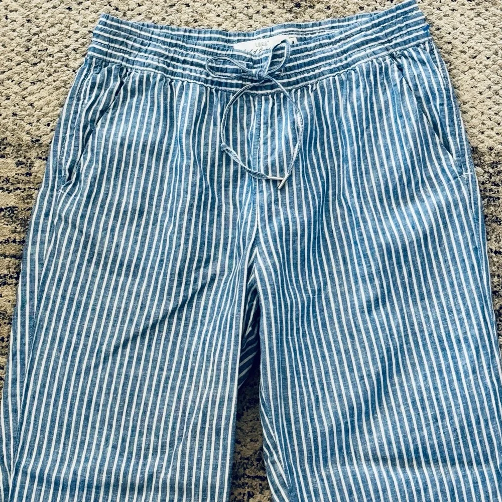 Women’s Size 4 Blue/White Stripe Linen Pull On Taper Leg Trousers